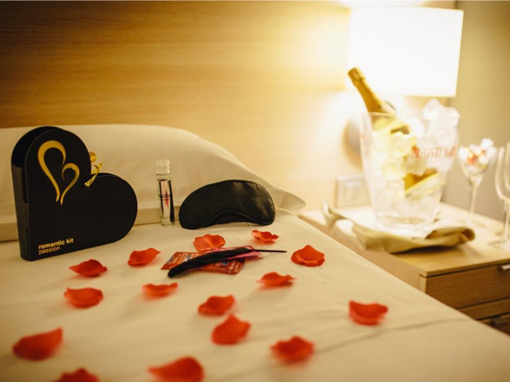 Hotel L'Algadir Del Delta Poblenou del Delta Zewnętrze zdjęcie